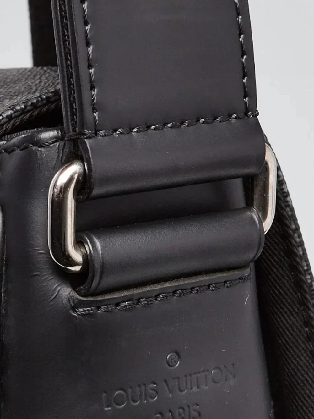 Louis Vuitton Damier Graphite District MM Messenger Bag